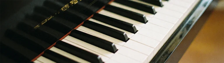 Les cours de piano : un allié inattendu contre le stress et l’anxiété